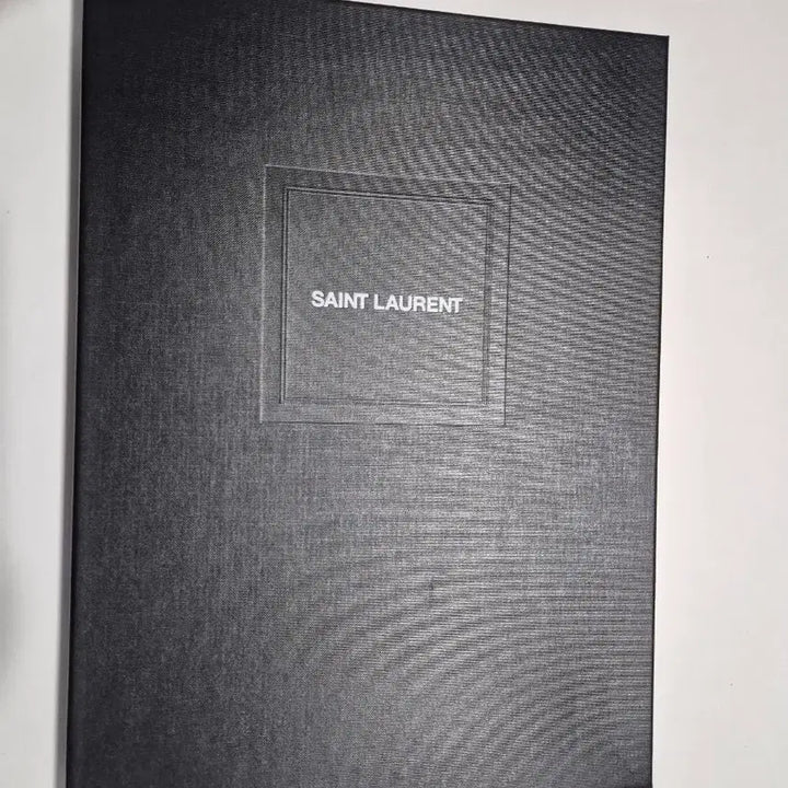 [SOLD OUT] 입생로랑 YSL 남성 클러치백 라지 (검장)