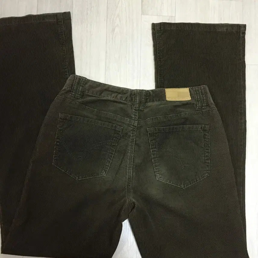 [BUNJANG] Tommy Hilfiger Corduroy Low-Rise Pants / 타미힐피거 코듀로이 로우라이즈 바지
