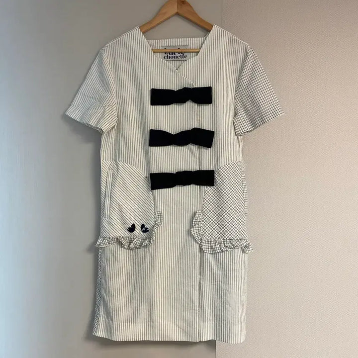 [BUNJANG] Lucky Chouette Ribbon Stripe Frill Dress / [무료배송] 럭키슈에뜨 리본 스트라이프 프릴 원피스