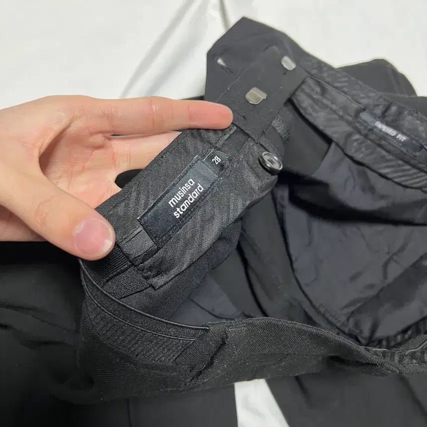 [BUNJANG] Musinsa Standard Tapered Banding Crop Slacks Size 28 / [28사이즈]무신사스탠다드 테이퍼드 밴딩 크롭 슬랙스