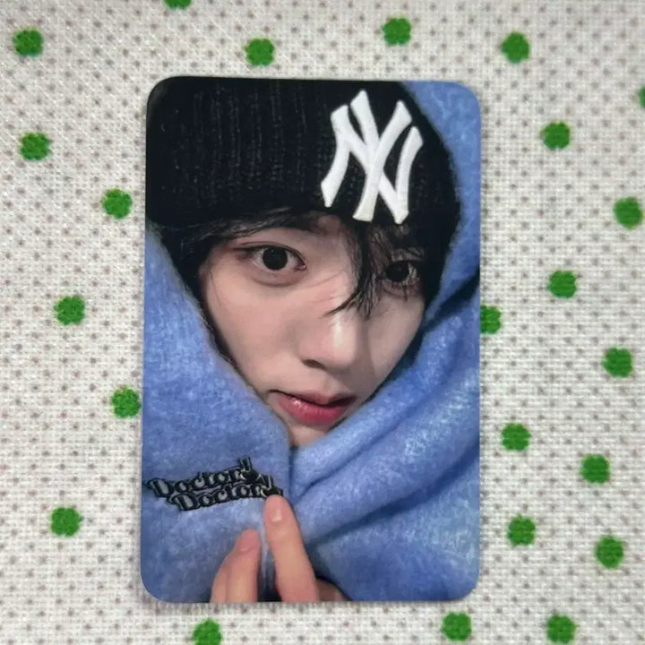 [BUNJANG] ZEROBASEONE Han Yu Jin Doctor Photocard / doctor 제로베이스원 한유진  공방 포카 doctor