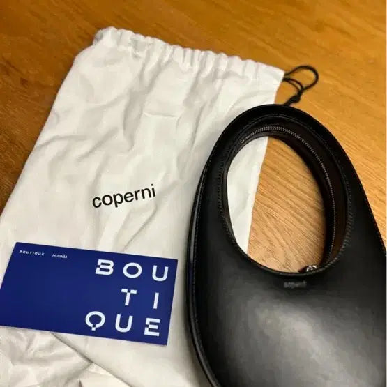 [BUNJANG] Coperni Swipe Bag Black Leather Handbag / 코페르니 스와이프백 블랙 / 실착1회 / 풀박스 / 새상품급