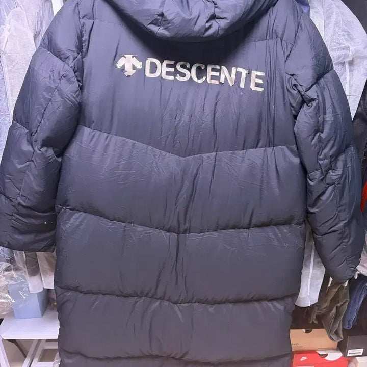 [BUNJANG] Descente Black Long Padded Jacket XL (105) / 데상트 블랙 롱패딩 xL 105