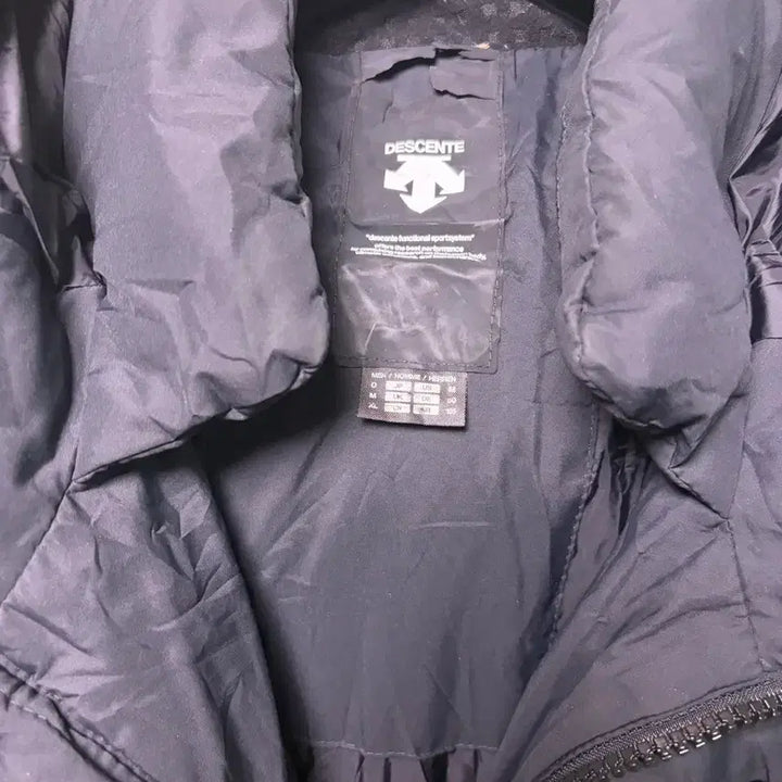 [BUNJANG] Descente Black Long Padded Jacket XL (105) / 데상트 블랙 롱패딩 xL 105
