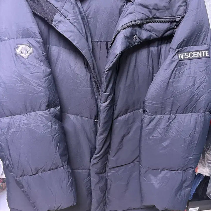 [BUNJANG] Descente Black Long Padded Jacket XL (105) / 데상트 블랙 롱패딩 xL 105