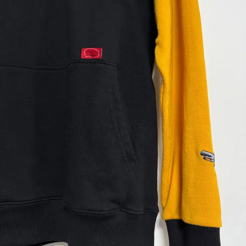 [BUNJANG] Motive Street Colorblock Sweatshirt 100-105 / 모티브 스트리트 배색 맨투맨 100-105