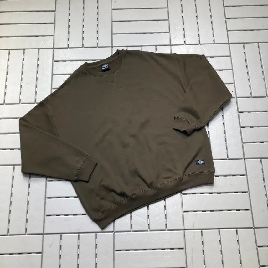 [BUNJANG] Dickies Oversized Sweatshirt Khaki / [XL]디키즈 오버핏 맨투맨 데드스탁 카키 0355