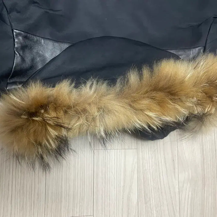 [SOLD OUT] Sandro 블랙 후드 퍼 코트 S