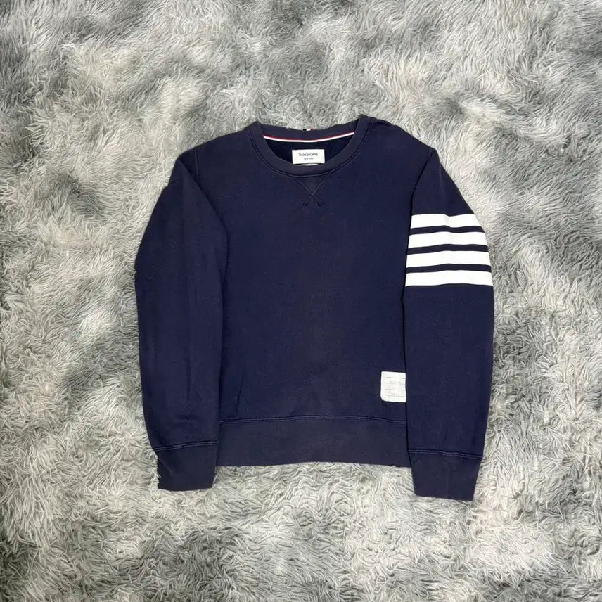 [BUNJANG] Thom Browne Diagonal Stripe Crewneck Sweatshirt / [2 size ] 톰브라운 사선완장 맨투맨