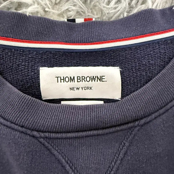 [BUNJANG] Thom Browne Diagonal Stripe Crewneck Sweatshirt / [2 size ] 톰브라운 사선완장 맨투맨