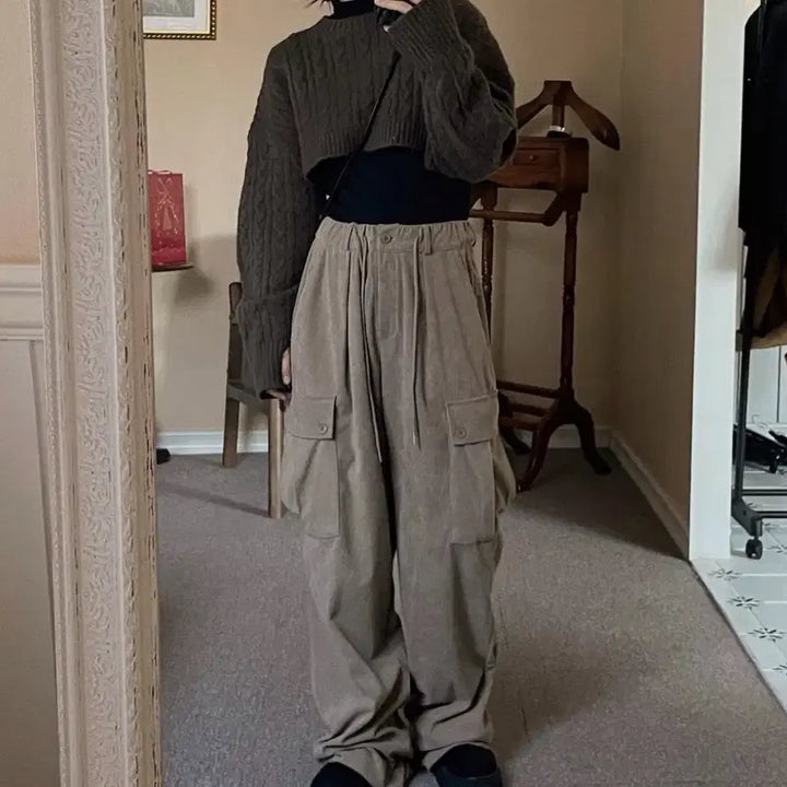 [BUNJANG] Vinble Wide Cargo Jogger Pants + Crop Knit Set / 빈블 와이드 카고 조거 팬츠+크롭니트 세트