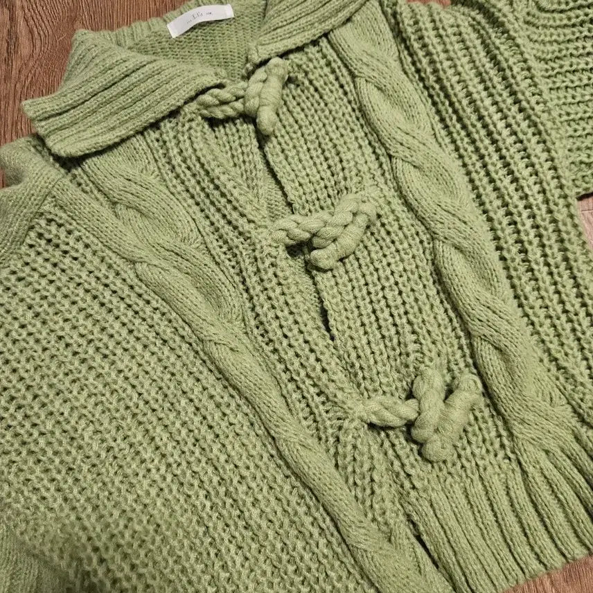 [BUNJANG] Kkwabaegi Green Knit Cardigan / 꽈배기 카라 니트 가디건 초록색