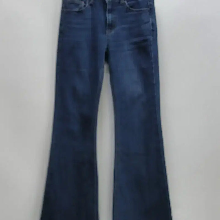 [BUNJANG] GUESS Bootcut Denim Jeans / GUESS 23FW 부츠컷 데님 청바지 / 여 64 (26) 중청 스판