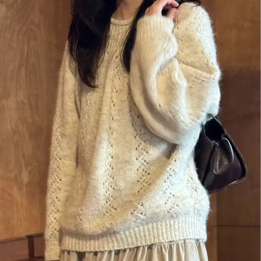 [BUNJANG] Ena Han Ivory Punching Knit Sweater / (새상품) 이나한 아이보리 펀칭 니트 스웨터
