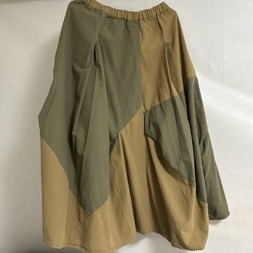 [BUNJANG] Jigune Jigushop Vintage Khaki Cargo Long Skirt / 지구네 지구샵 빈티지 카키색 카고 롱스커트