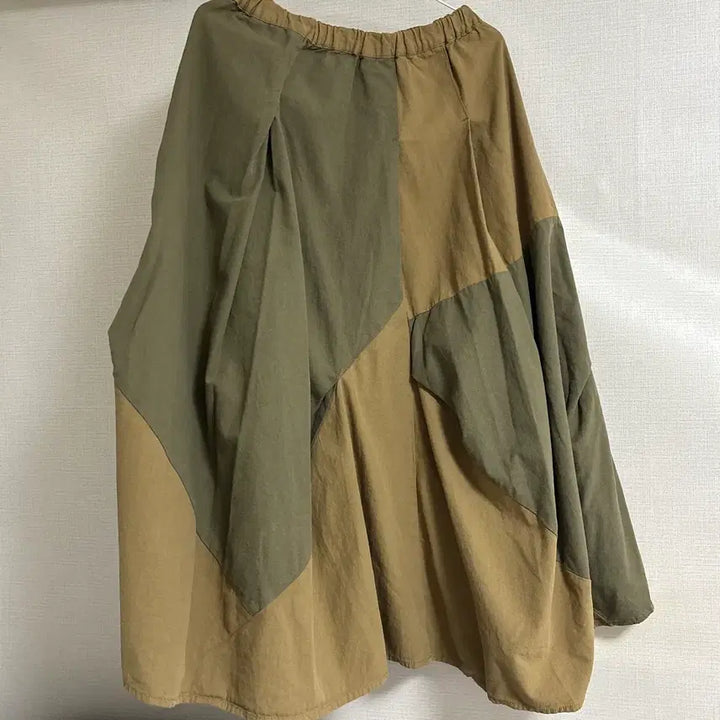 [BUNJANG] Jigune Jigushop Vintage Khaki Cargo Long Skirt / 지구네 지구샵 빈티지 카키색 카고 롱스커트