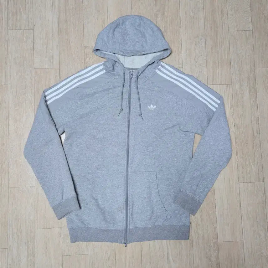 [BUNJANG] Adidas Gray Pagayan Three-Stripe Hoodie / L) 아디다스 그레이 파가이안 삼선 후드집업