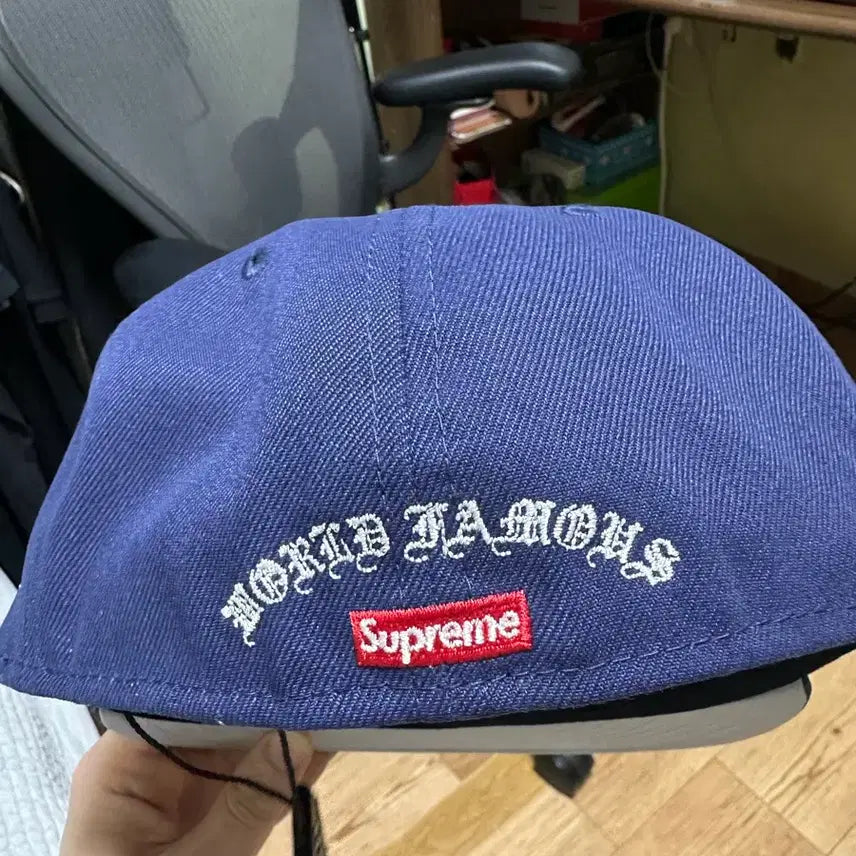 [BUNJANG] Supreme New Era Golden Cross Snapback / 슈프림 뉴애라 골든크로스 스냅백 크림택 새상품