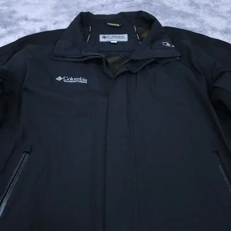 [SOLD OUT] [105] 콜롬비아 고어텍스 바람막이 자켓