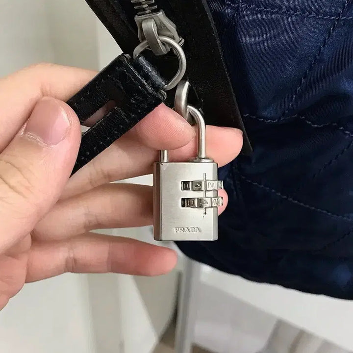 [BUNJANG] Prada Pocono Quilted Shoulder Bag / 프라다 포코노 퀼팅 숄더백 가방