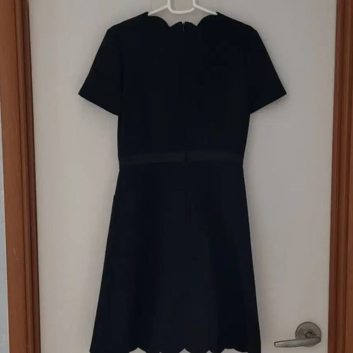 [BUNJANG] Paradise Airline A-Line Mini Dress / 파라다이스 에어라인 원피스 55