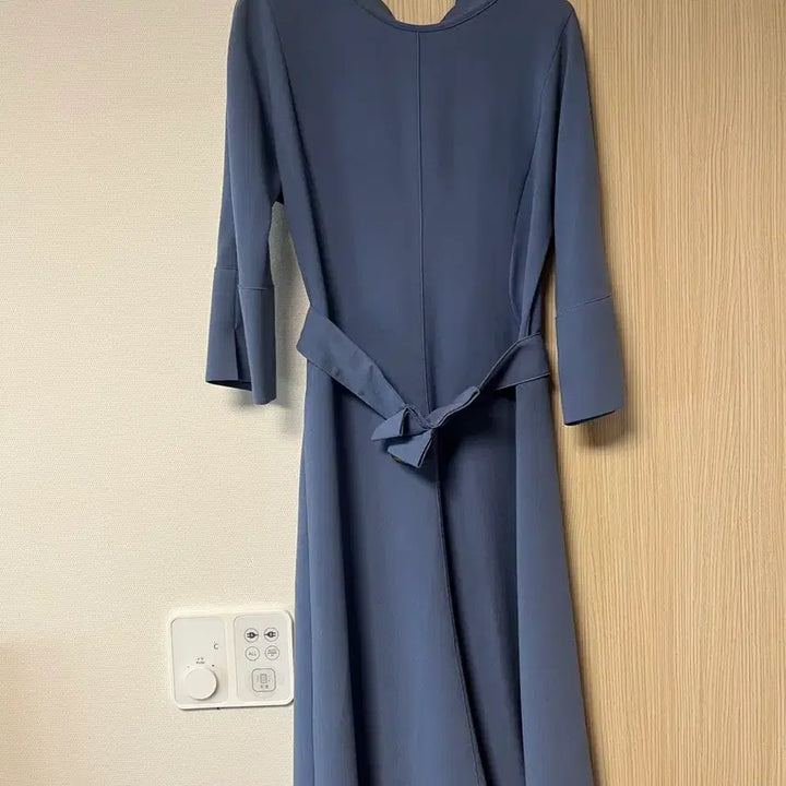 [BUNJANG] Blue Long Dress with Belt - Women&
