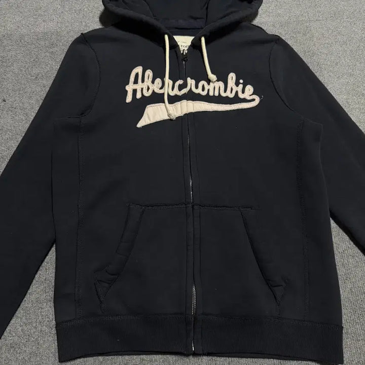 [BUNJANG] Abercrombie Black Hoodie Zip-up / 아베크롬비 블랙 후드집업 L