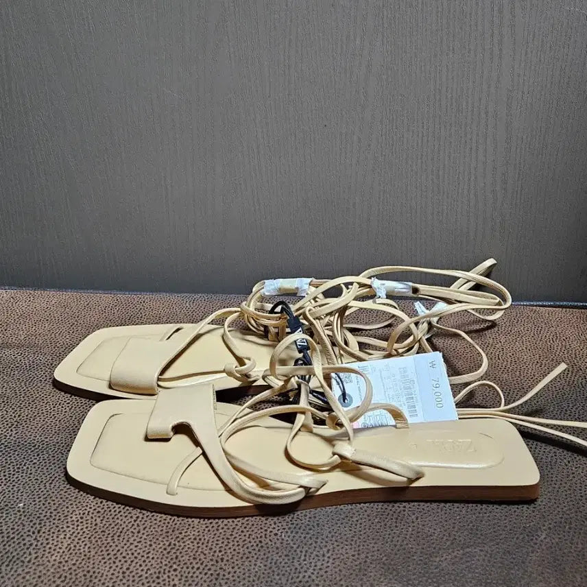 [BUNJANG] ZARA Beige Strap Sandals / 자라 스트랩 베이지 샌들(245)-새상품