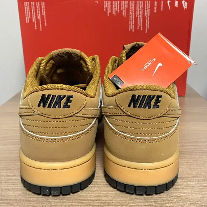 [BUNJANG] Nike Dunk Low Retro Wheat Sneakers / (새제품) 나이키 덩크 로우 레트로 된장 270mm 매장정품