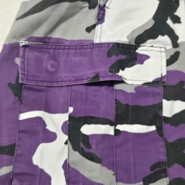 [BUNJANG] Vintage Purple Camo Cargo Shorts / 일본 빈티지 퍼플 카모 카고 버터플라이 버튼 남녀공용 반바지 27