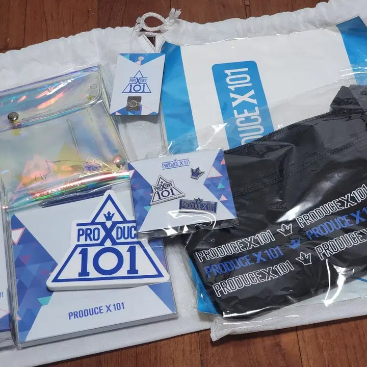 [BUNJANG] X1 Official Goods Pouch / 미개봉 새상품) 프로듀스 X 101 프엑 엑스원 공식 굿즈 파우치
