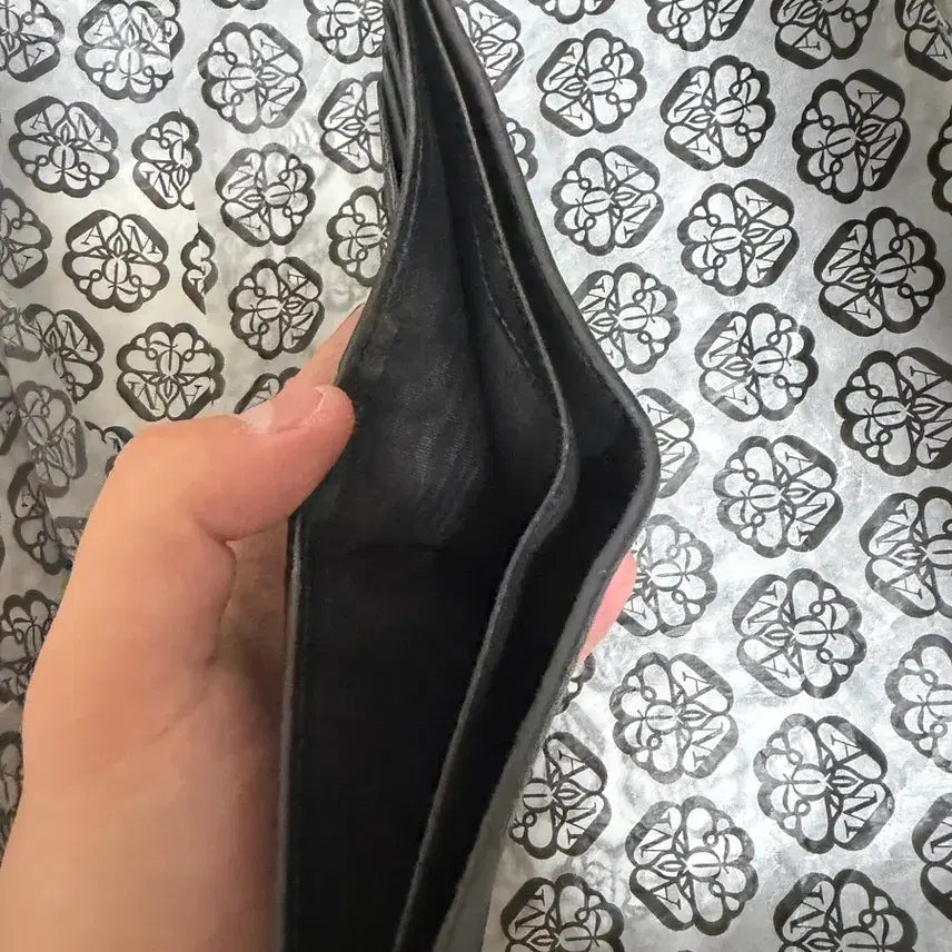 [BUNJANG] Ferragamo Gancini Pattern Bifold Wallet / 페레가모 간치니 패턴 반지갑 (정품)