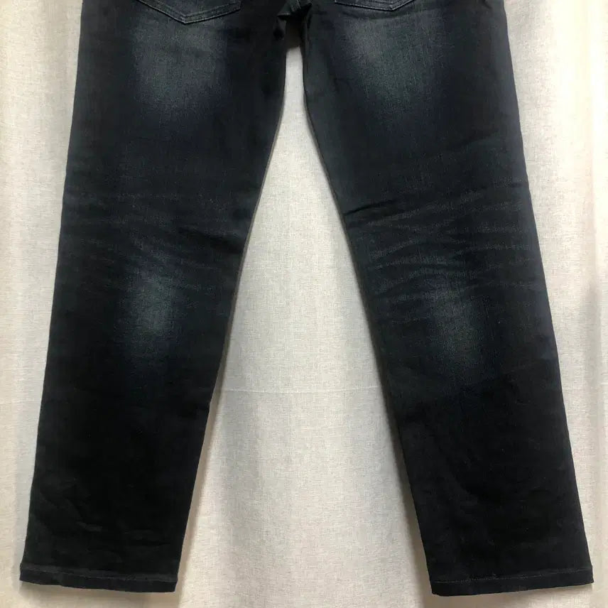 [BUNJANG] EVISU Black Wash Narrow Comfort Denim Pants W30 / 에비수 블랙 워싱 내로우 컴포트 데님 팬츠 W30