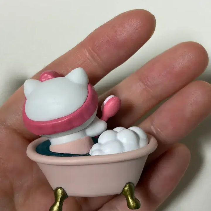[BUNJANG] Kitty Bath Figure / 24년도 키티 목욕 피규어