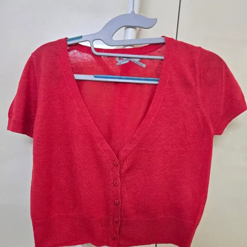 [SOLD OUT] 에스쁘와르 레드 반팔 가디건
