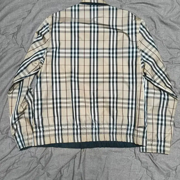 [BUNJANG] Burberry Reversible Harrington Jacket / 버버리 리버시블 해링턴 자켓 105