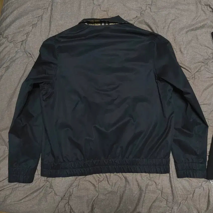 [BUNJANG] Burberry Reversible Harrington Jacket / 버버리 리버시블 해링턴 자켓 105