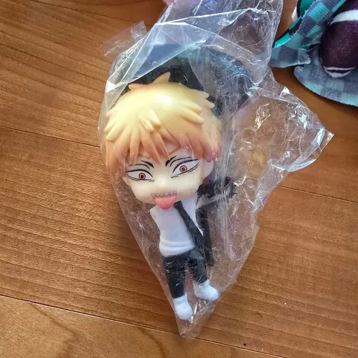 [SOLD OUT] (새상품)  귀멸의칼날 x 체인소맨 키링 13종