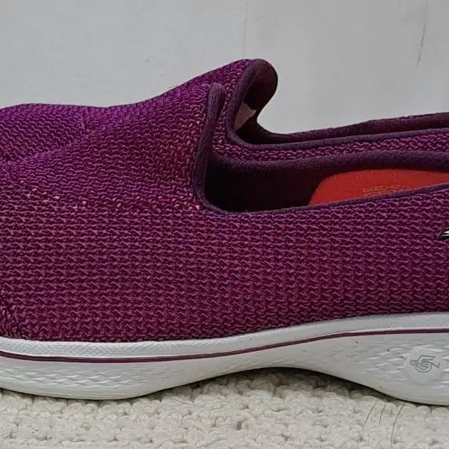 [BUNJANG] Skechers Go Walk Purple Sneakers / 스켓쳐스  편한신발 230