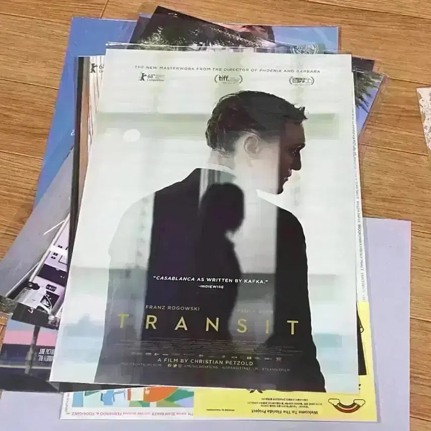 [BUNJANG] Transit Movie Merchandise Bundle / 트랜짓 A3포스터 엽서세트 크리스티안펫졸드 영화 피닉스 운디네 뱃지