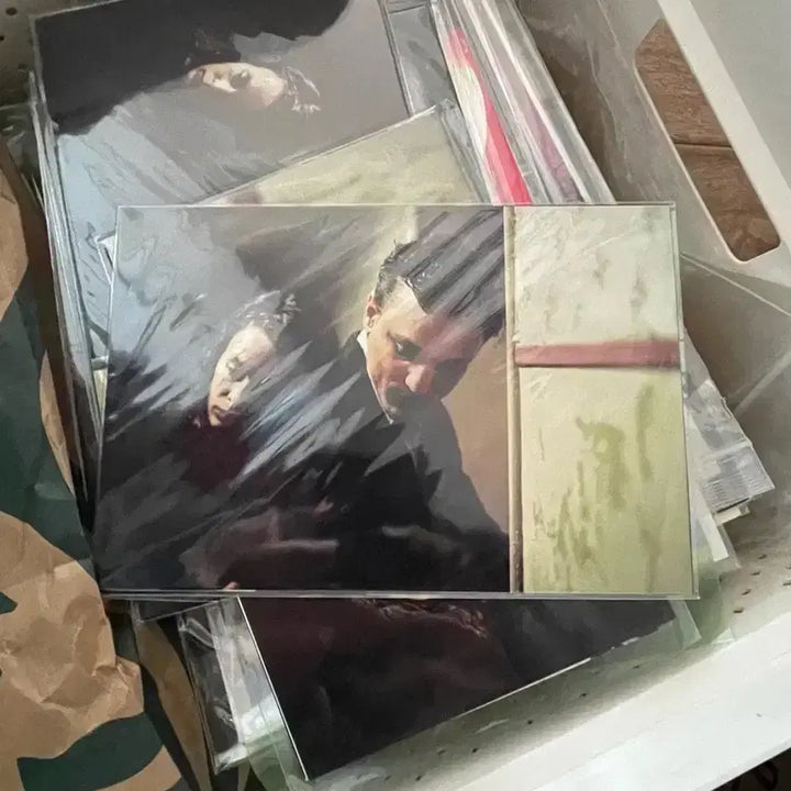 [BUNJANG] Transit Movie Merchandise Bundle / 트랜짓 A3포스터 엽서세트 크리스티안펫졸드 영화 피닉스 운디네 뱃지