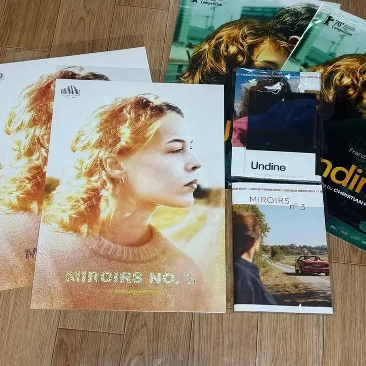 [BUNJANG] Transit Movie Merchandise Bundle / 트랜짓 A3포스터 엽서세트 크리스티안펫졸드 영화 피닉스 운디네 뱃지