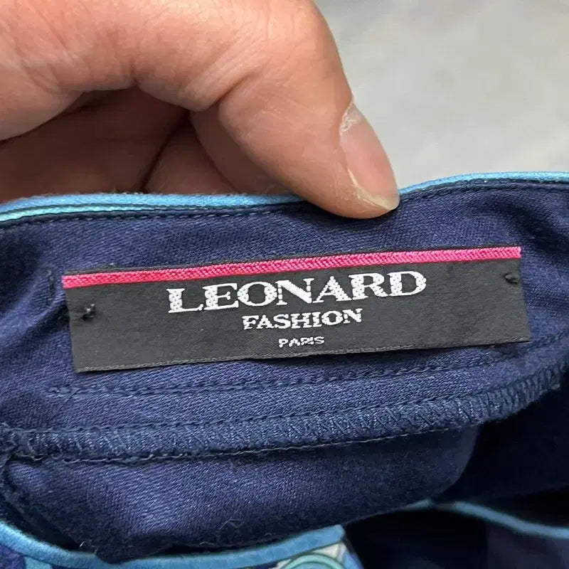 [BUNJANG] Leonard Pattern Binding Short Sleeve T-shirt / 레오나드 패턴 바인딩 반팔티 y15878