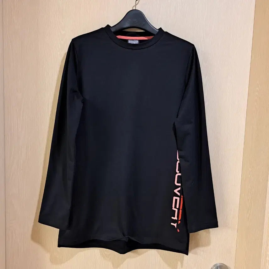 [BUNJANG] Discovery Black Long Sleeve T-shirt (Size 90) / 디스커버리 검정색 긴팔 티셔츠사이즈90