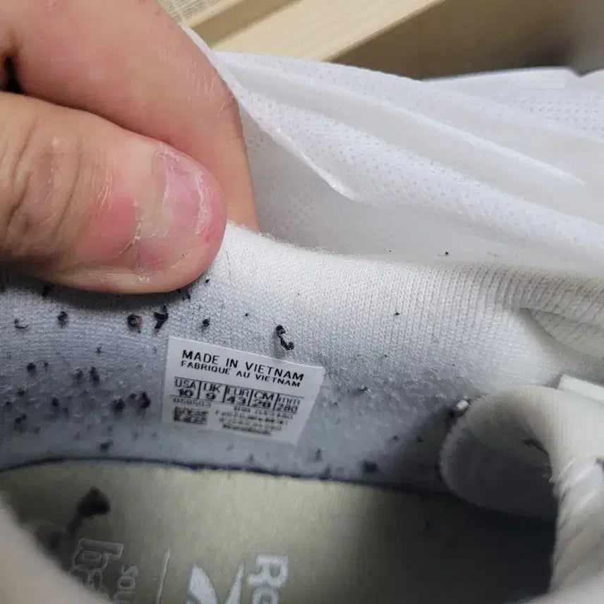 [BUNJANG] Reebok Balansa GL6000 Sneakers / 리복 발란사 GL6000 280