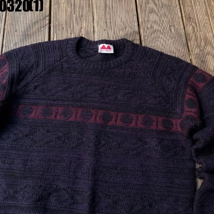 [SOLD OUT] Jerry magnin 패턴 니트 L