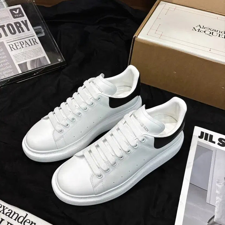 [SOLD OUT] 연예인 착용 알렉산더 맥퀸화이트 스니커즈