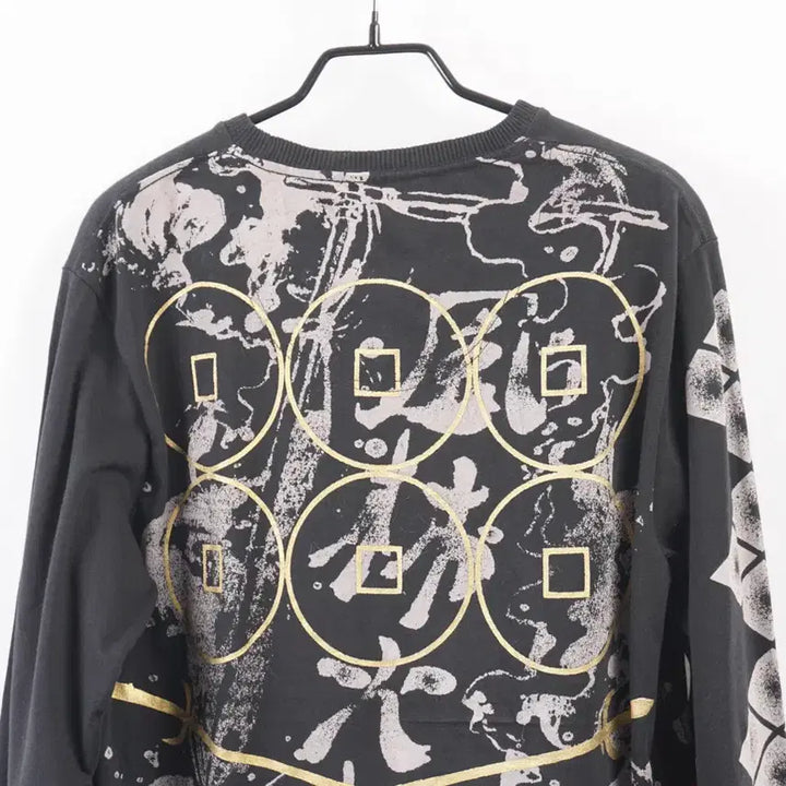 [BUNJANG] SENBU Lettering Embroidered Long Sleeve T-shirt / SENBU 센부 레터링 자수 프린트 유니크 긴팔 티셔츠 C284