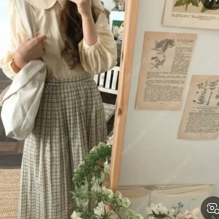 [BUNJANG] Mimi Boutique Avec des Fleurs Round Collar Blouse Ivory / 미미부티크(아벡데플뢰르) 둥카블 둥근카라블라우스 아이보리