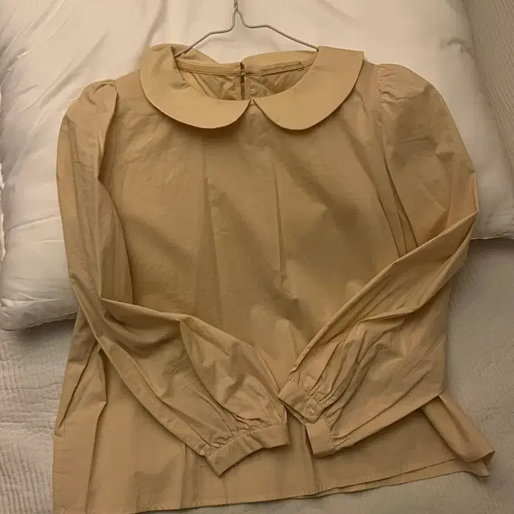 [BUNJANG] Mimi Boutique Avec des Fleurs Round Collar Blouse Ivory / 미미부티크(아벡데플뢰르) 둥카블 둥근카라블라우스 아이보리